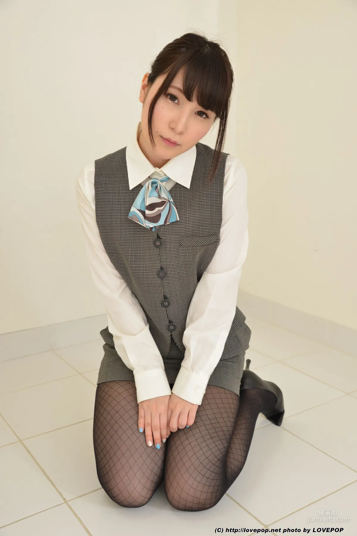 Aika Rino あいか莉乃 丝袜制服 Set3 [LovePop] 写真集23