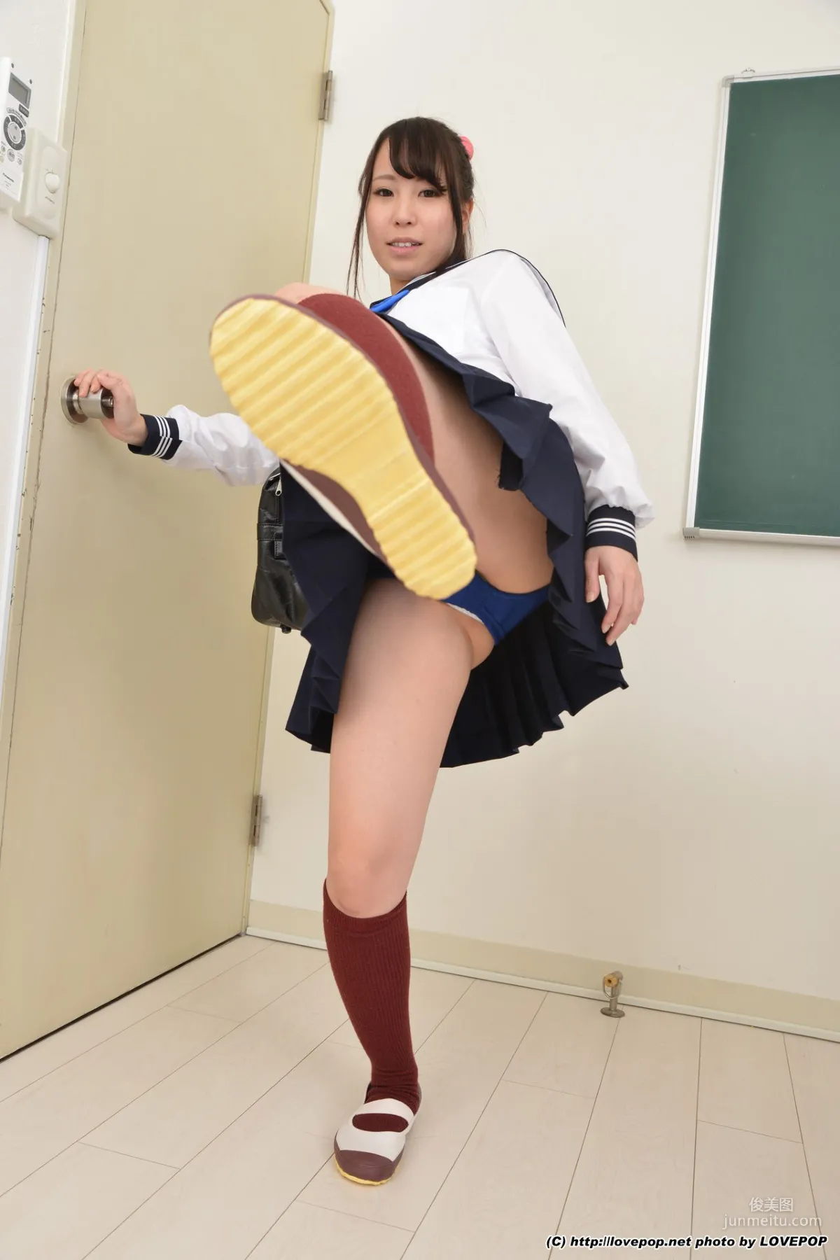 Kaoru Majima 真島かおる 学生制服 Set3 [LovePop] 写真集10