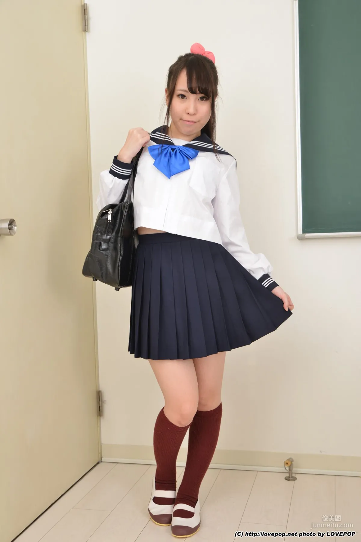 Kaoru Majima 真島かおる 学生制服 Set3 [LovePop] 写真集1