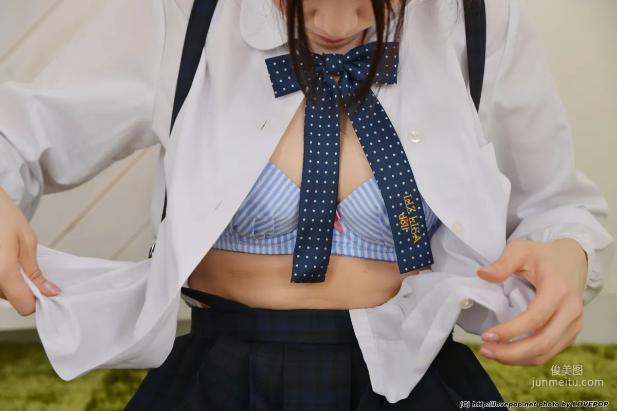 尾崎ねね Nene Ozaki 校服 Set1 [LovePop] 写真集35