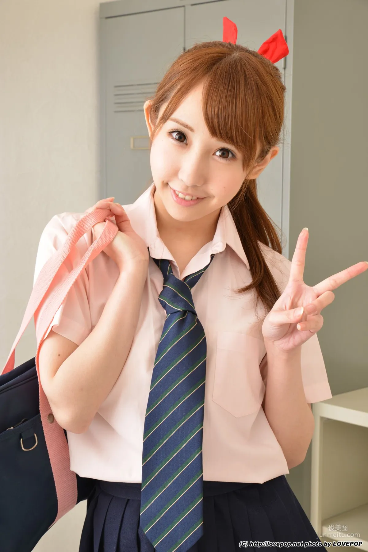 Mai Usami 宇佐美まい 学生制服 Set6 [LovePop] 写真集3