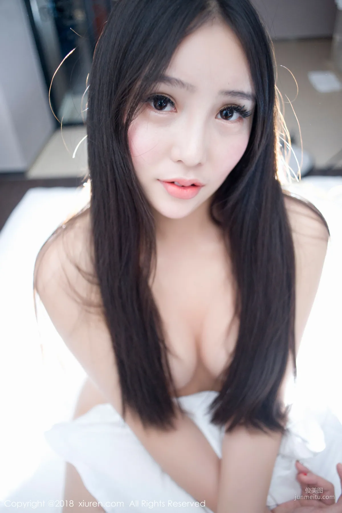 艾弥《御姐混血范美女》 [秀人XiuRen] No.929 写真集17