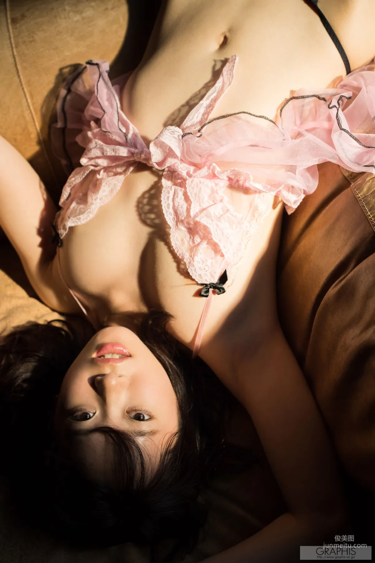 Yura Kano 架乃ゆら [Graphis] First Gravure 初脫ぎ娘 写真集53