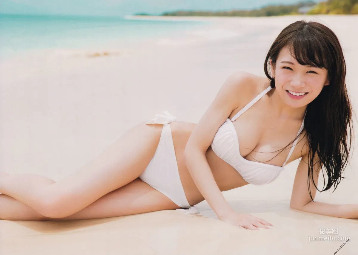 秋元真夏 1st《真夏の気圧配置》 [PhotoBook] 写真集19