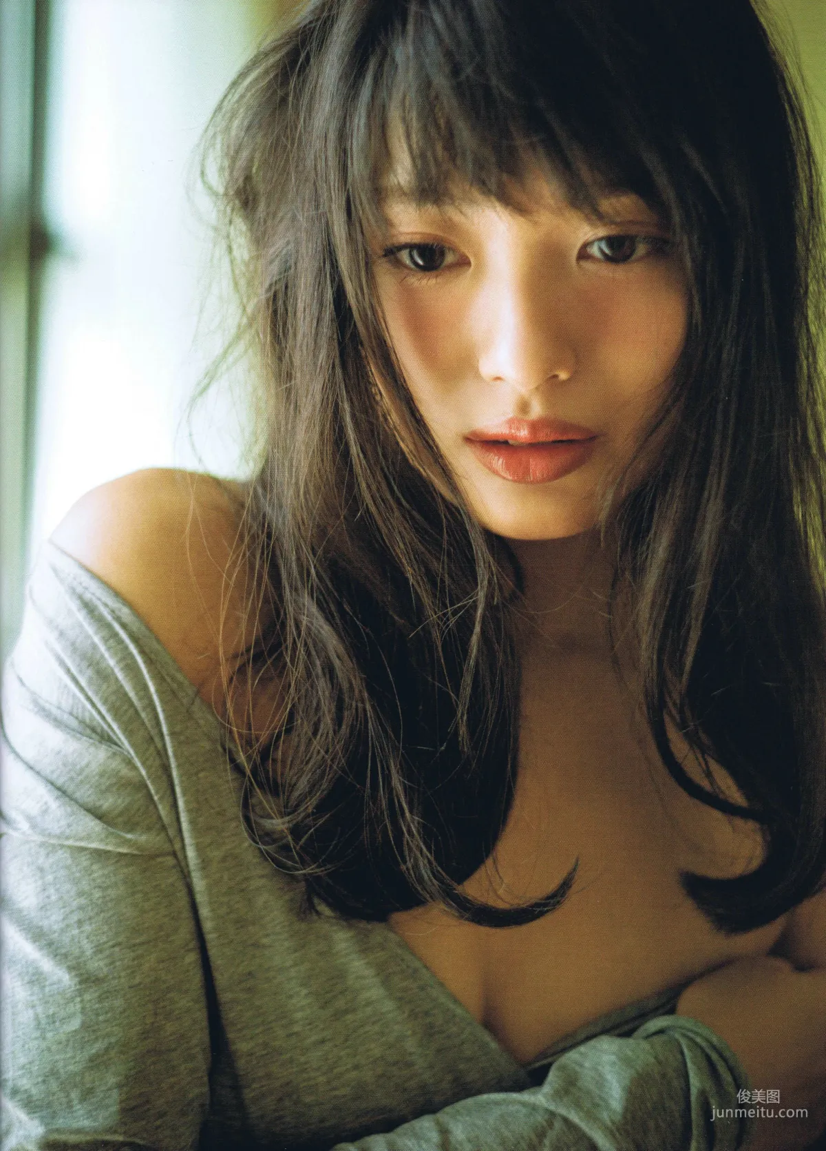 北原里英《そして》 [PhotoBook] 写真集66