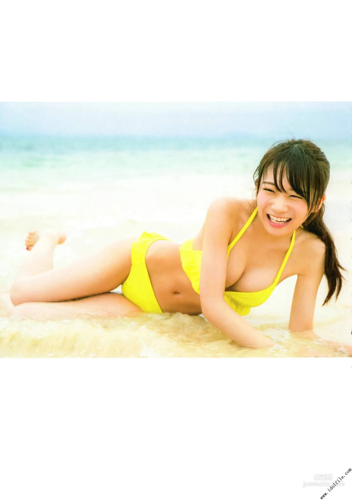 秋元真夏 1st《真夏の気圧配置》 [PhotoBook] 写真集91