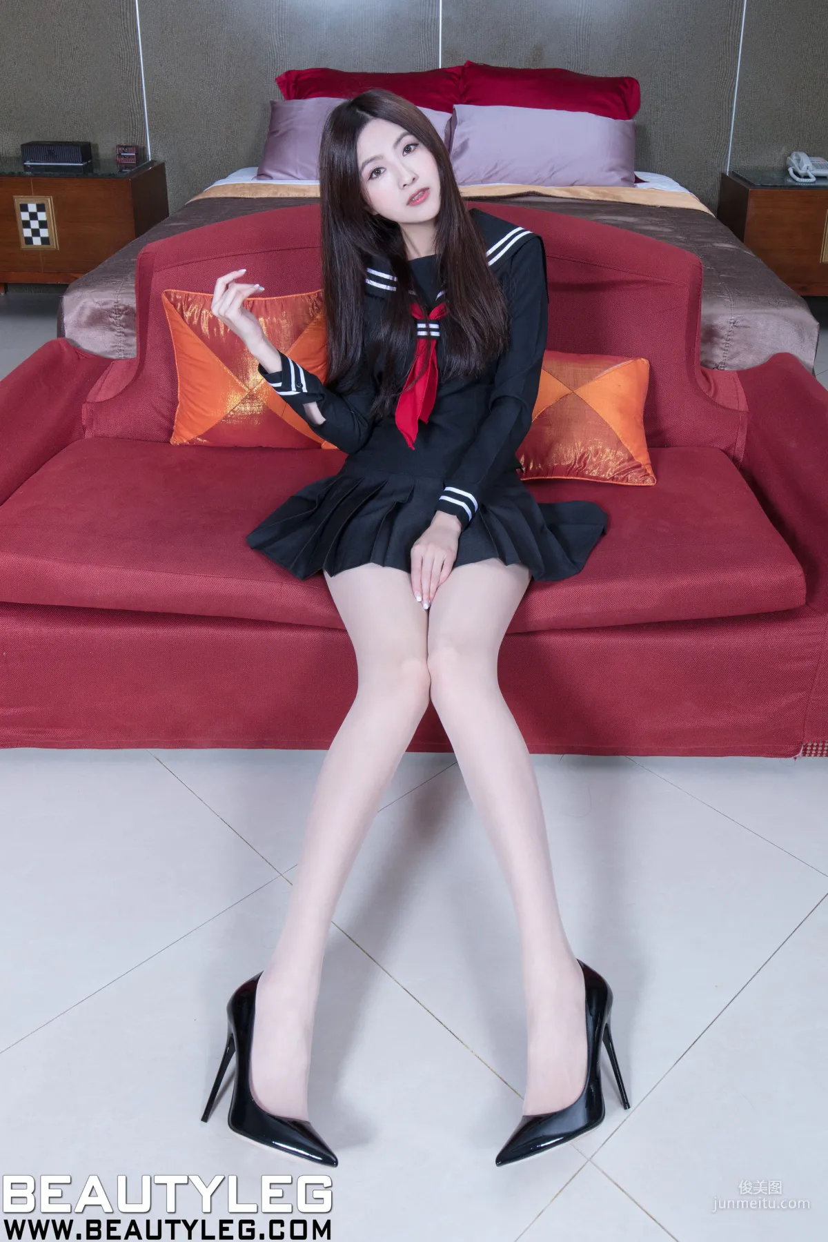 简晓育Vicni《3组超短裙美腿》 [Beautyleg] No.1599 写真集29