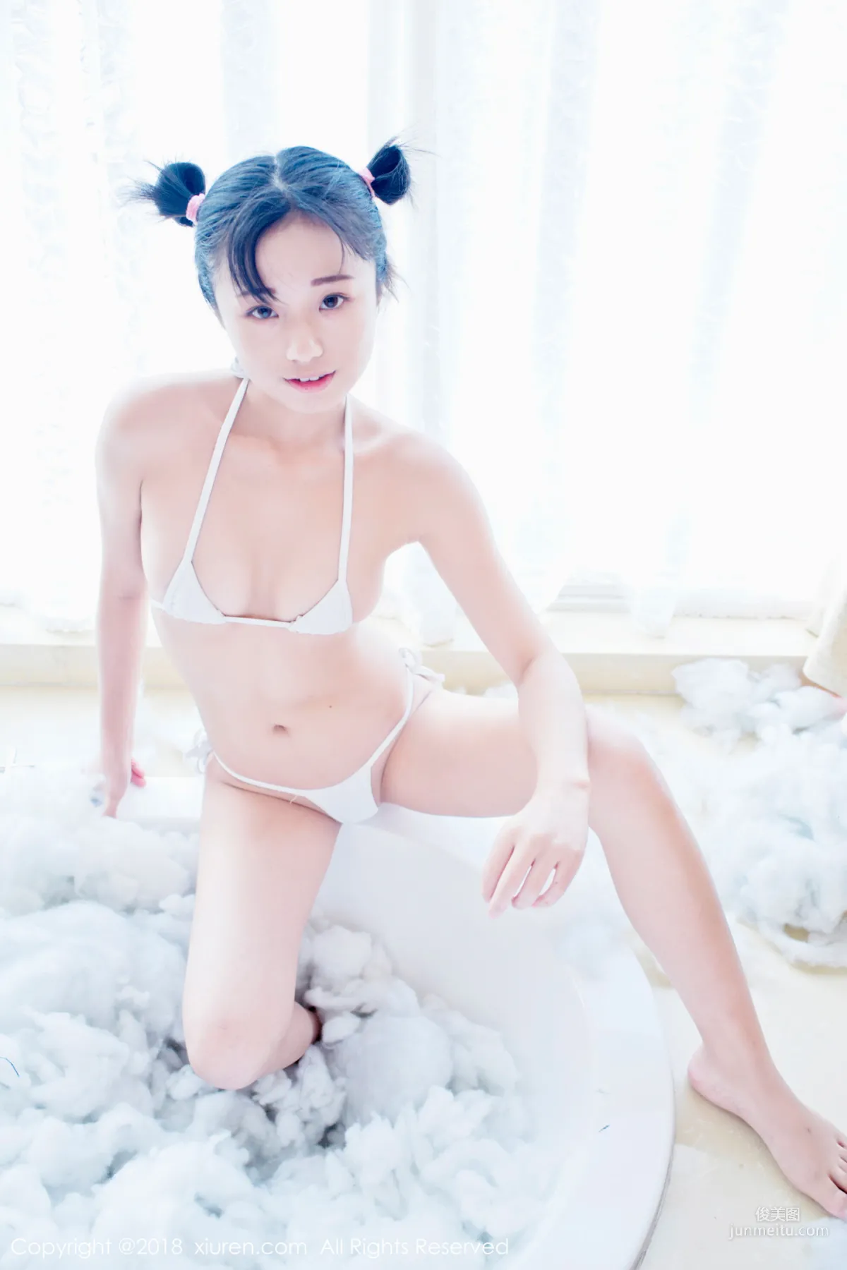 仓井优香《吹弹可破的小女孩》 [秀人XIUREN] No.950 写真集12