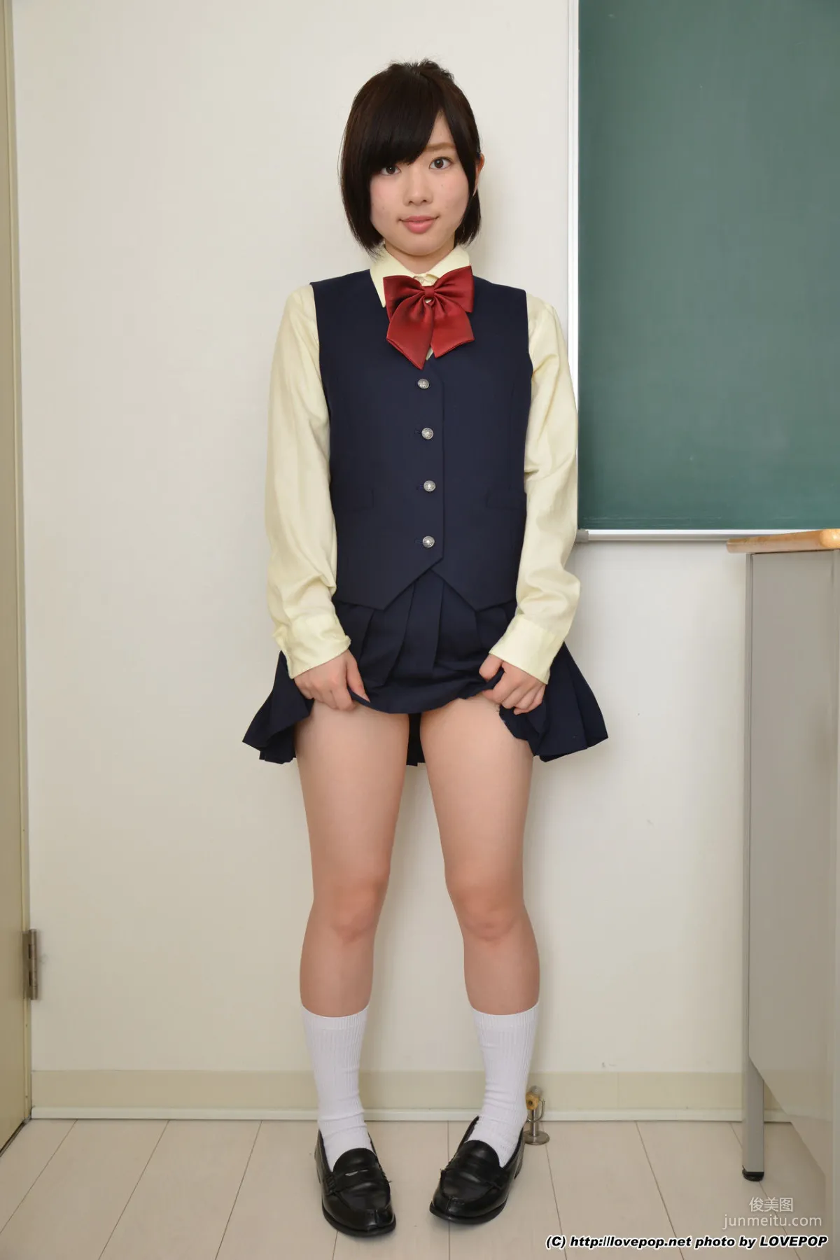 [LovePop] 笹山りん《校服诱惑》 写真集51