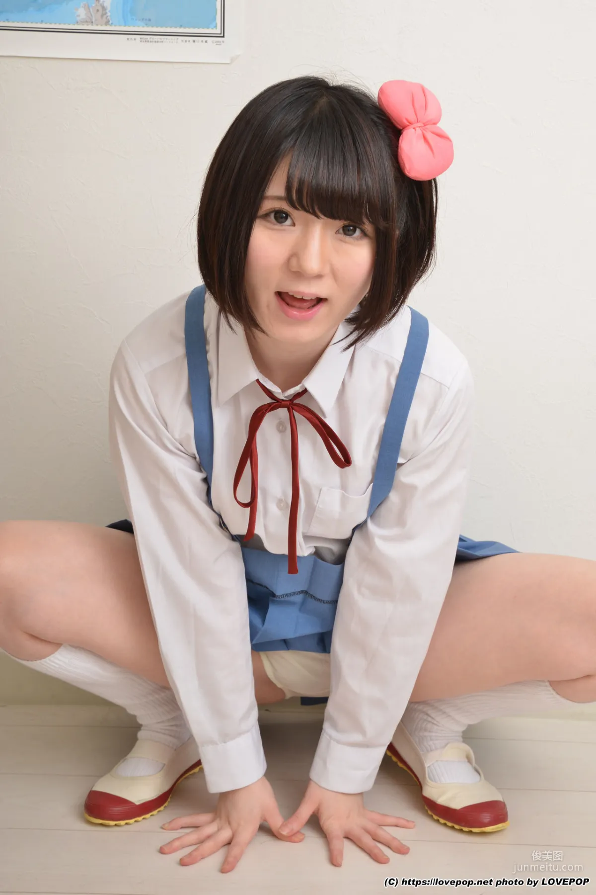 [LovePop] 篠崎みお《教室校服系列》 Set07 写真集28