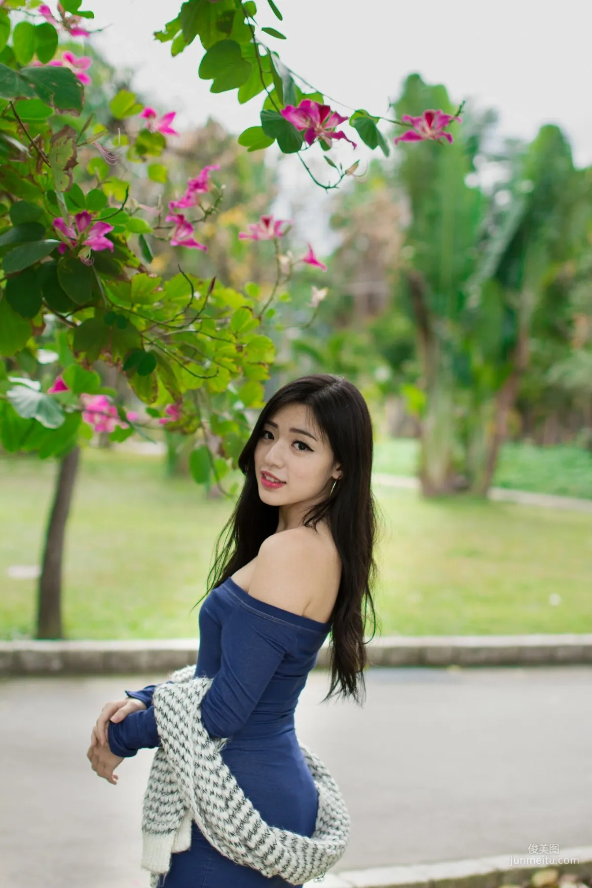 [台湾网红美女] 谢立琪 大安森林公園 写真集30