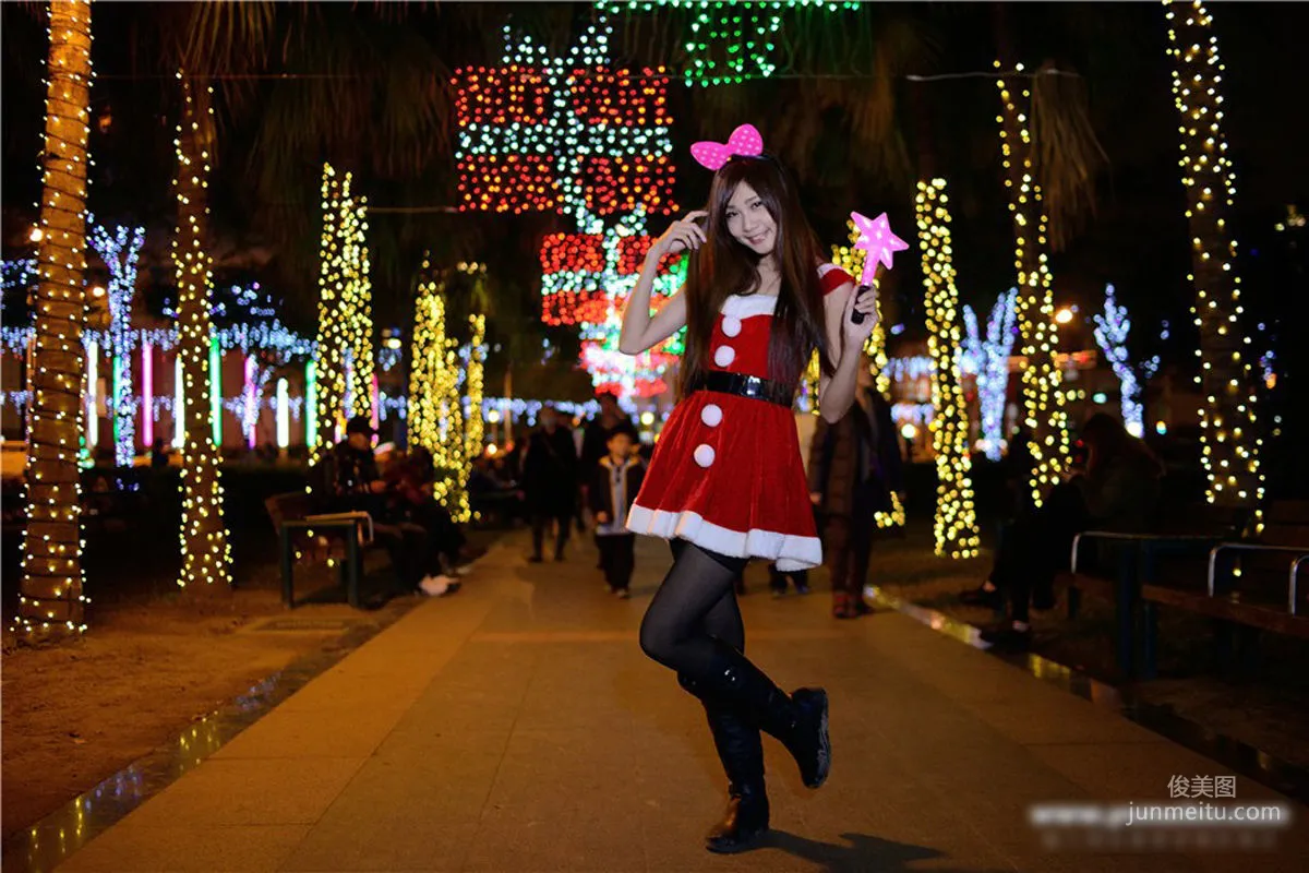 [台湾女神] 张雅筑chu 《板橋車站圣诞节外拍》 写真集8