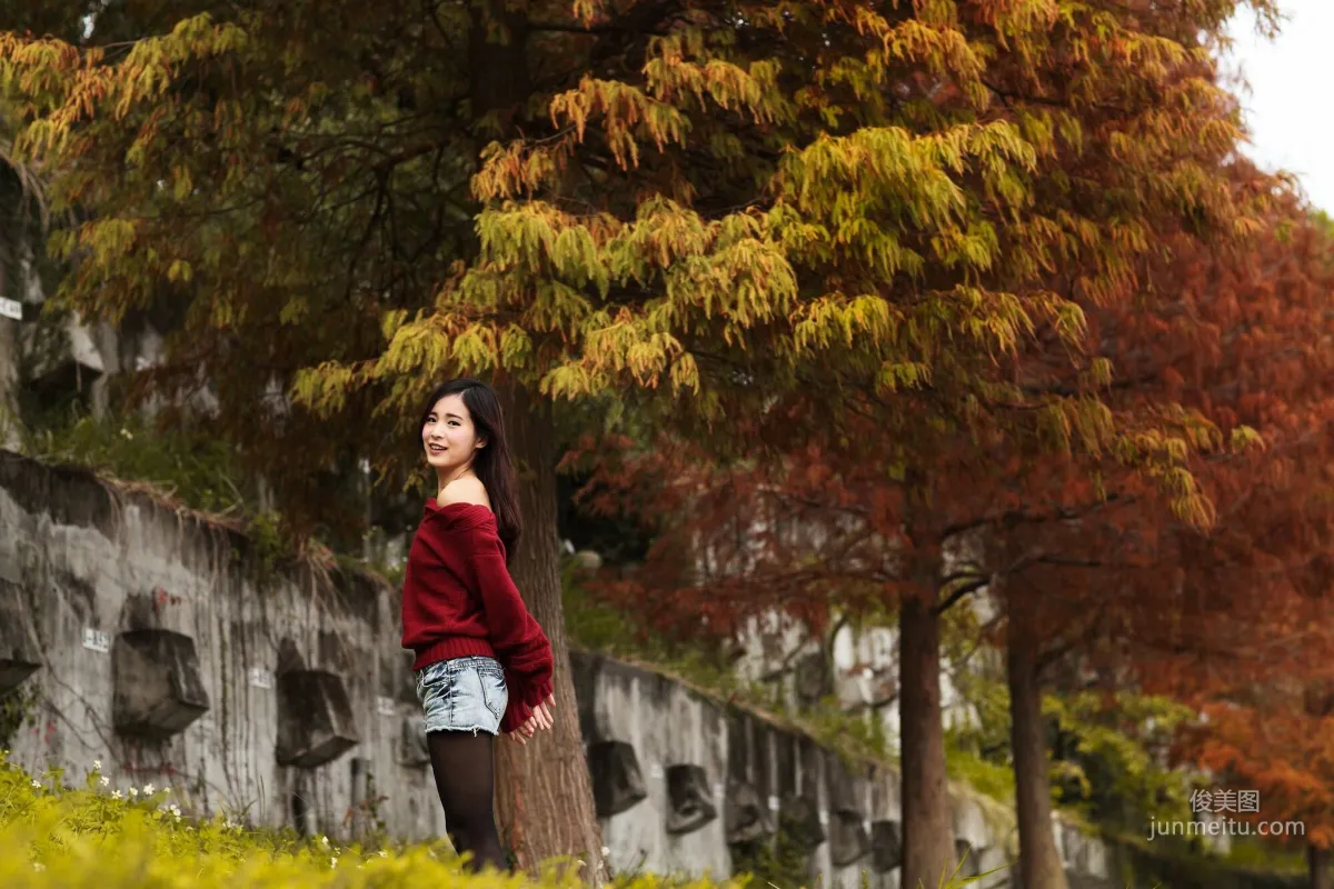 [台湾女神] 孟洁 (两套服装） 写真集12