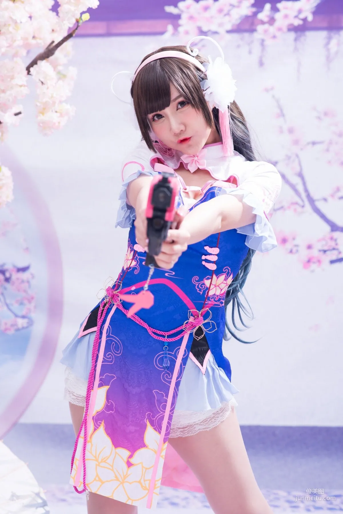 [台湾女神] 乔乔儿《琴棚电玩少女DVA》 写真集14