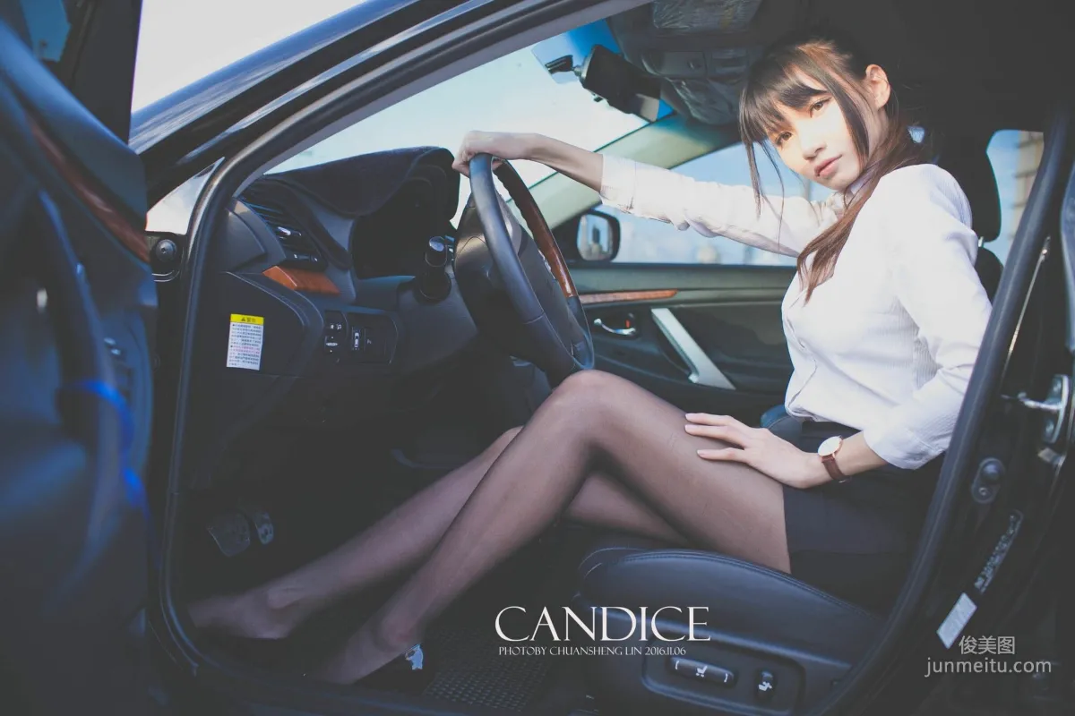 [台湾嫩模] 蔡译心Candice《车外拍》 写真集58