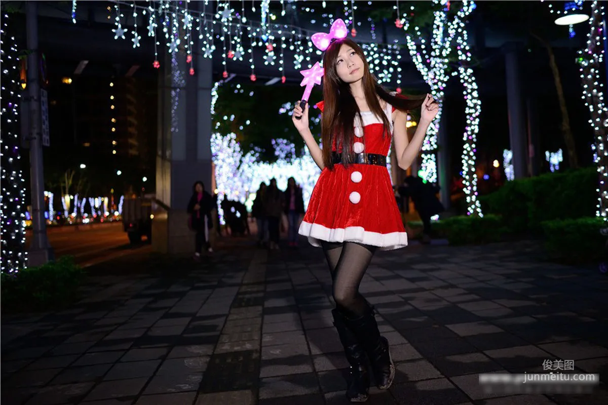 [台湾女神] 张雅筑chu 《板橋車站圣诞节外拍》 写真集5