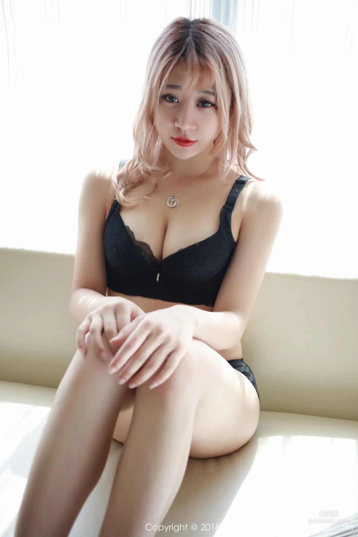 静静tobey《肤若琼脂的金发美女》 [模范学院MFStar] Vol.120 写真集8