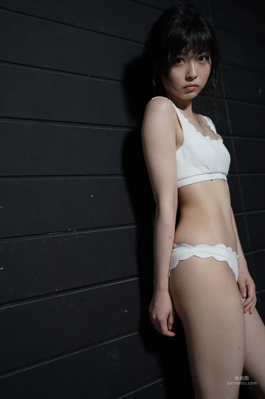 吉岡茉祐「First Gravure for a Voice Actress」 [WPB-net] Extra EX726 写真集24