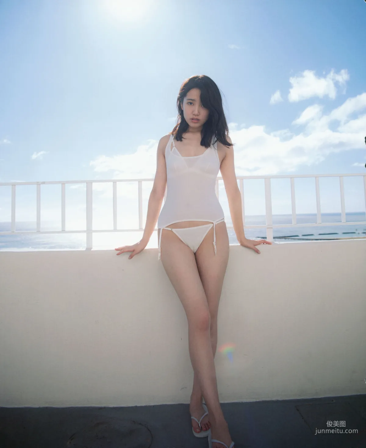 加藤玲奈《誰かの仕業》ファースト写真集 48