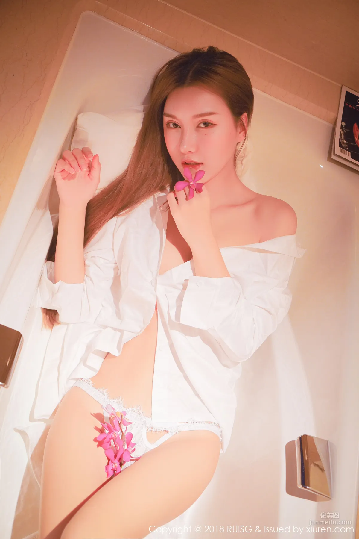 M梦baby《魅惑白衬衫》 [瑞丝馆RUISG] Vol.051 写真集38