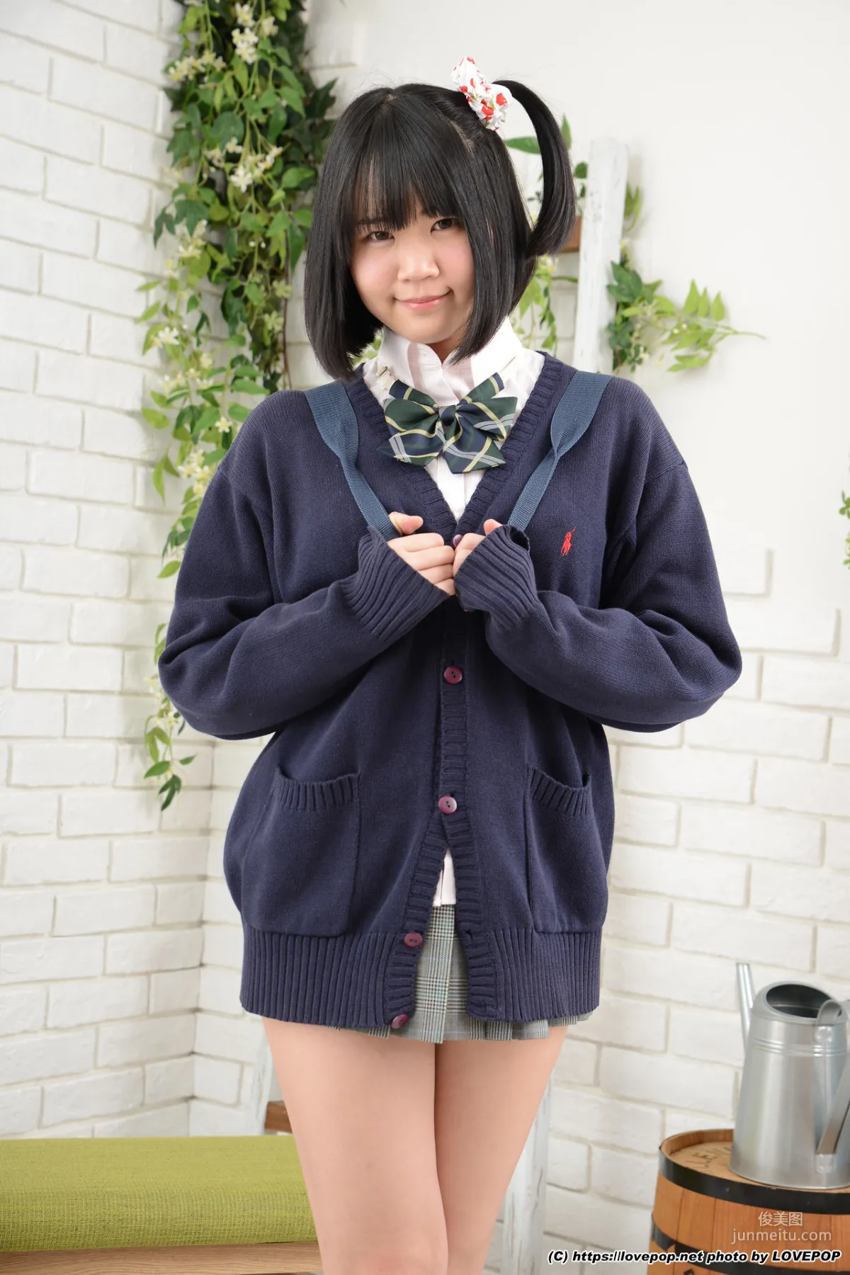 Lovepop Hinata Suzumori Photoset