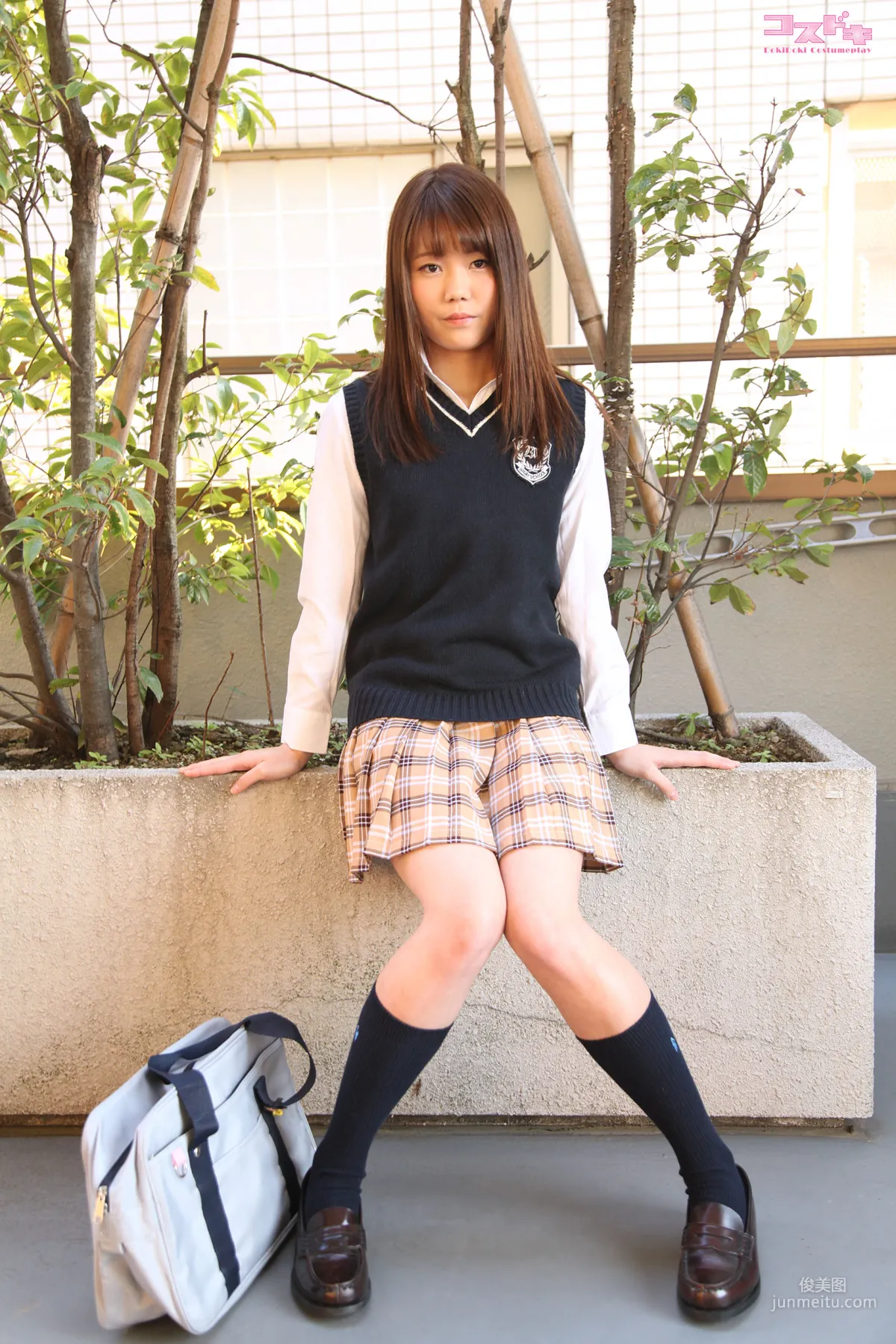 [Cosdoki] Hikari Kobayashi 小林ひかり kobayashihikari_pic_seifuku1 写真集15