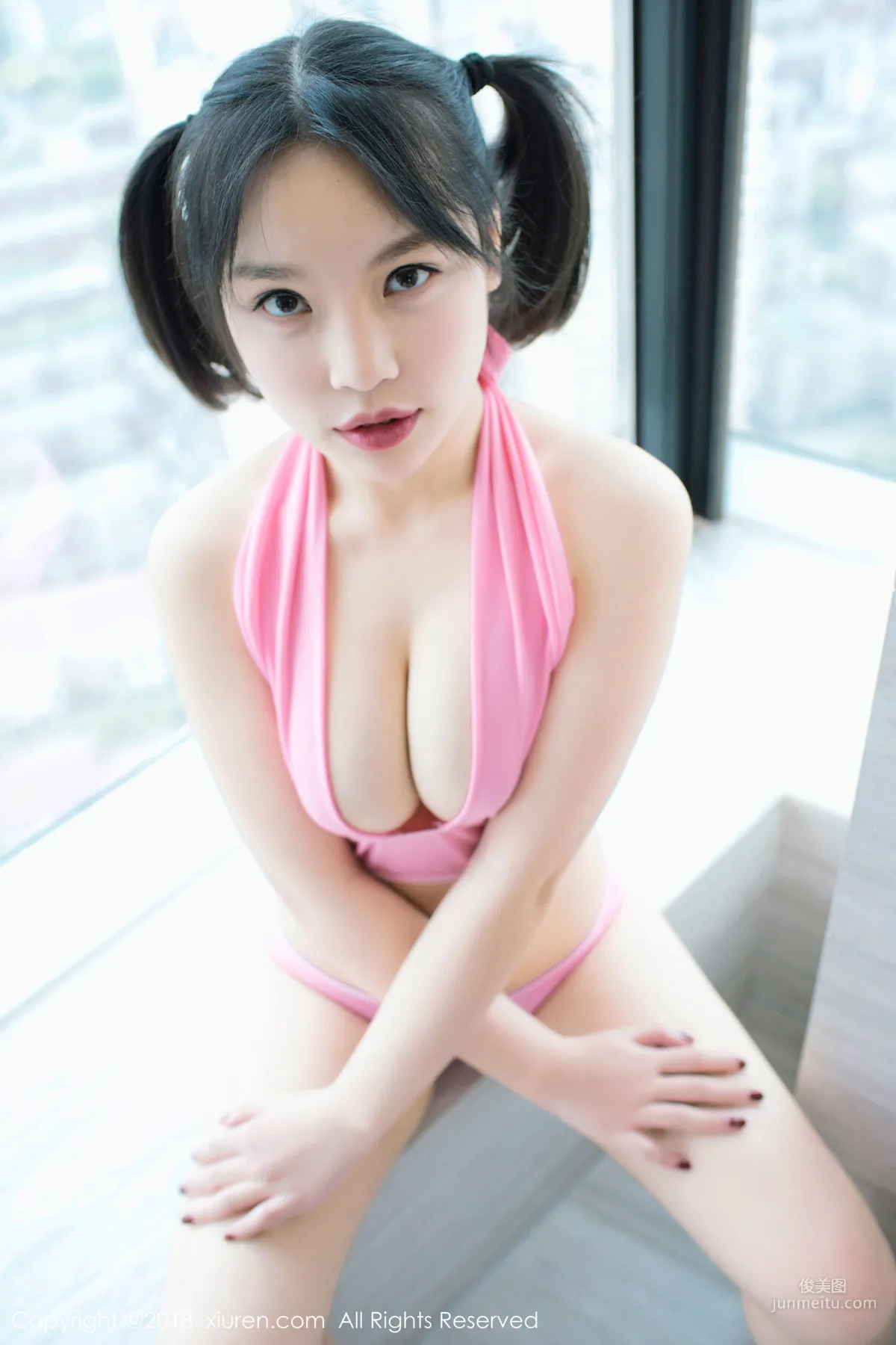 小纯子《巨乳肥臀软妹子》 [秀人XiuRen] No.1115 写真集45