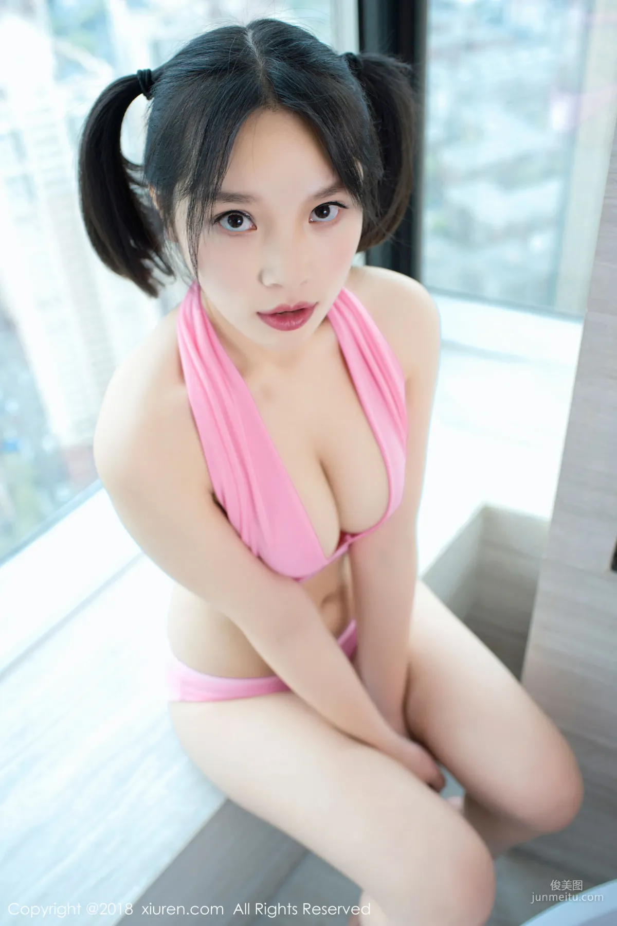 小纯子《巨乳肥臀软妹子》 [秀人XiuRen] No.1115 写真集37