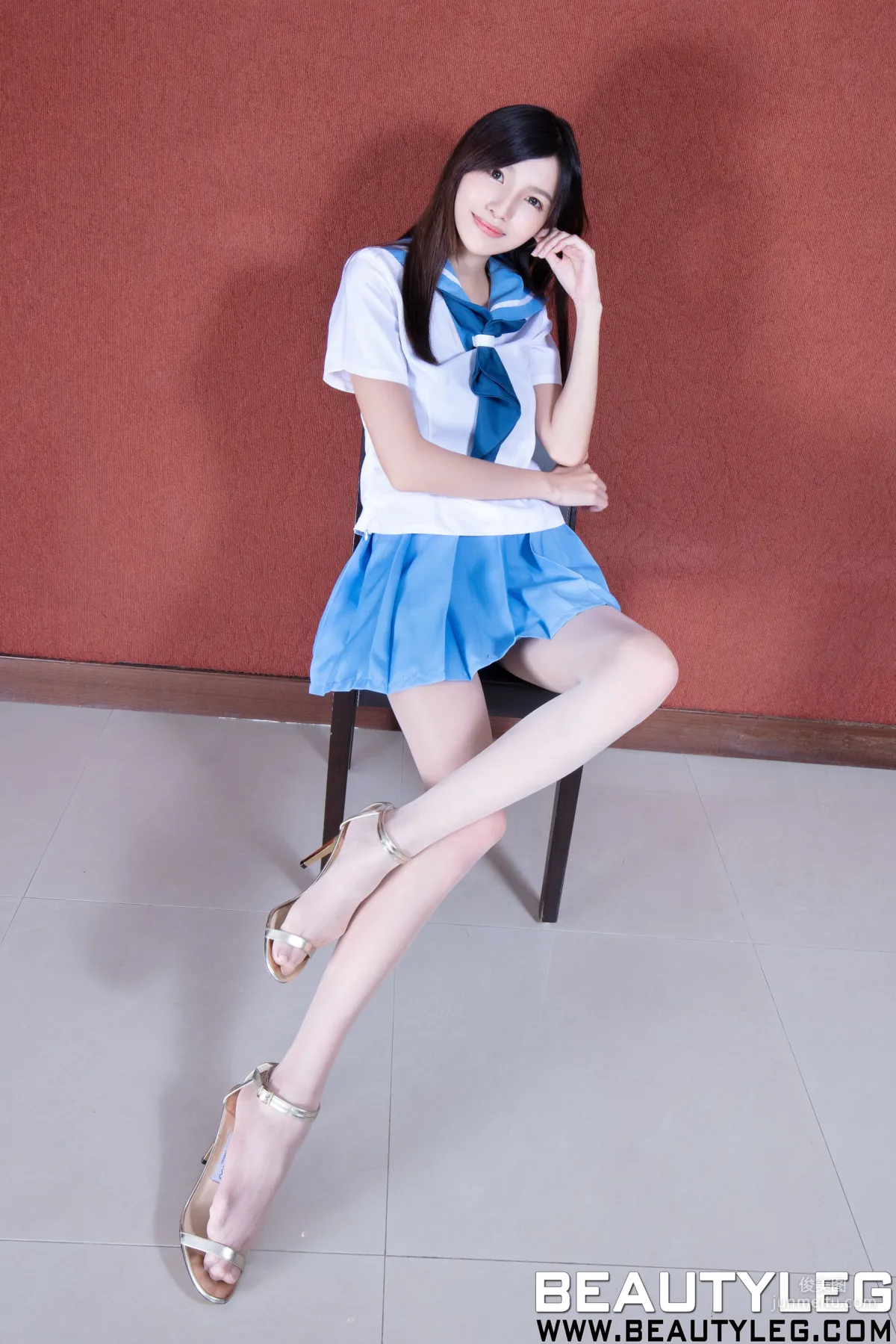 腿模Lynn《3套制服美腿》 [Beautyleg] No.1680 写真集17