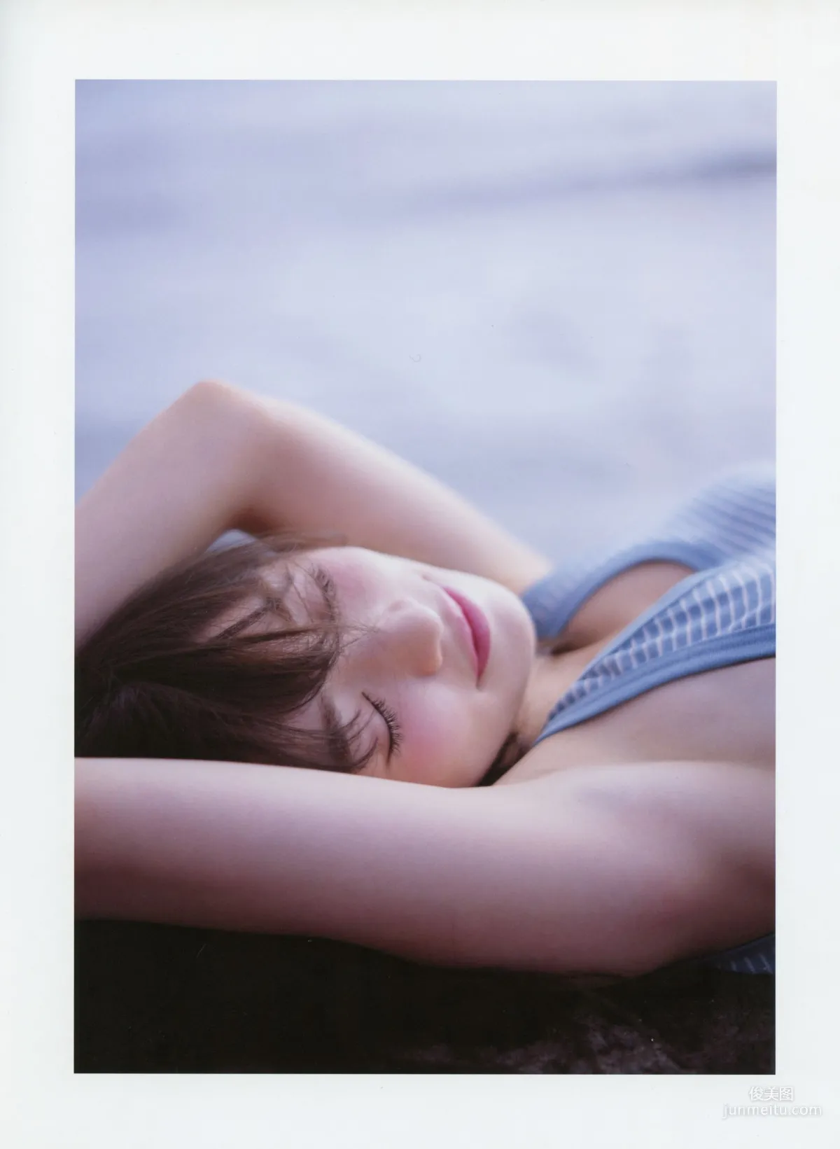 泉里香 1st Photobook「Rika!」写真集21