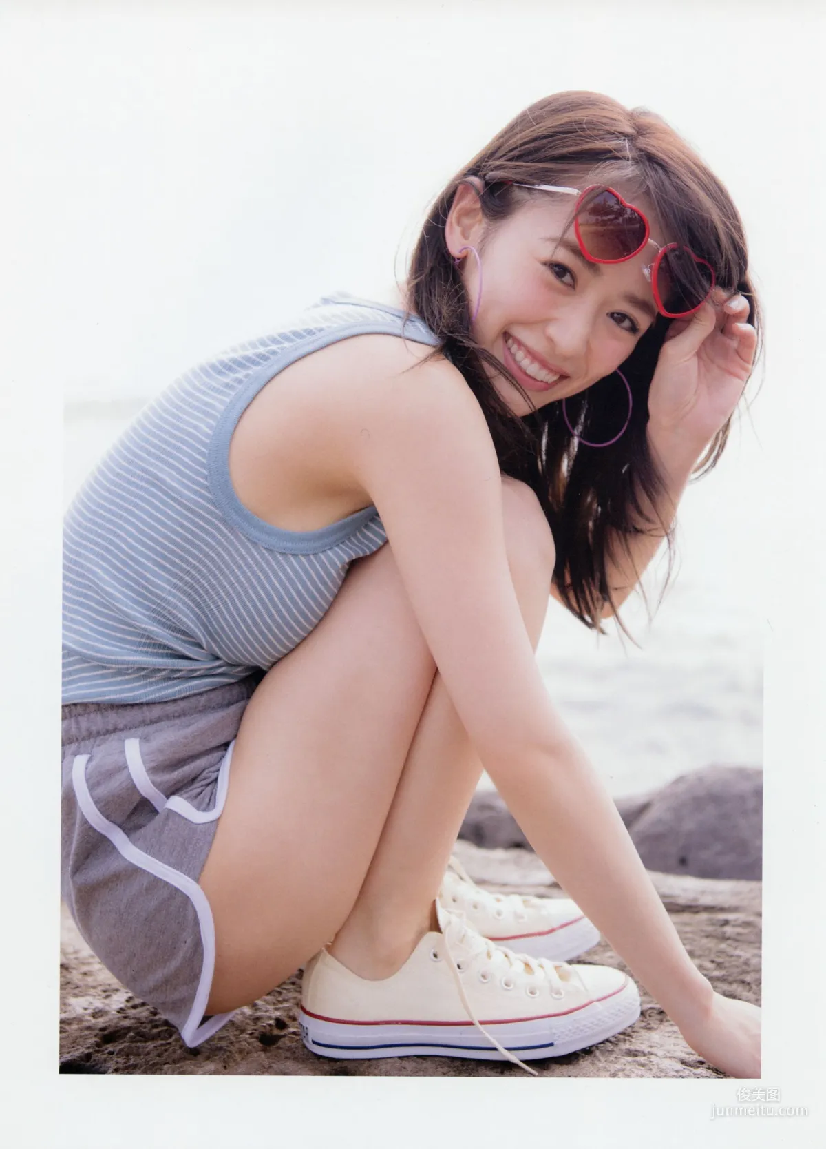 泉里香 1st Photobook「Rika!」写真集18