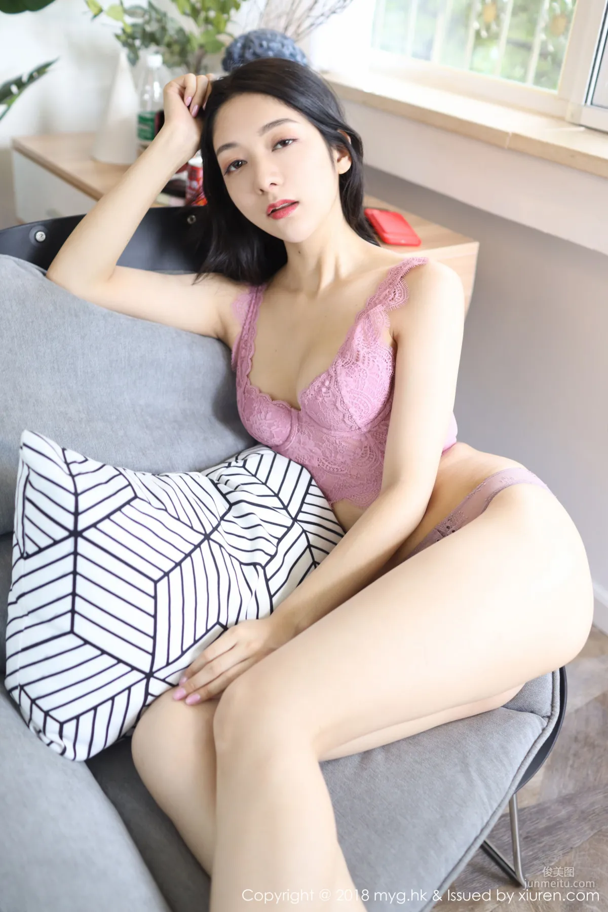 Angela小热巴《丰润迷人的美臀极度诱惑》 [美媛馆MyGirl] Vol.322 写真集49