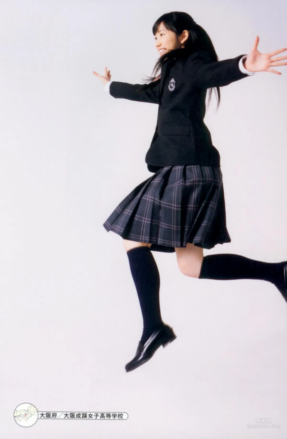 渡边麻友《最後の制服》写真集104