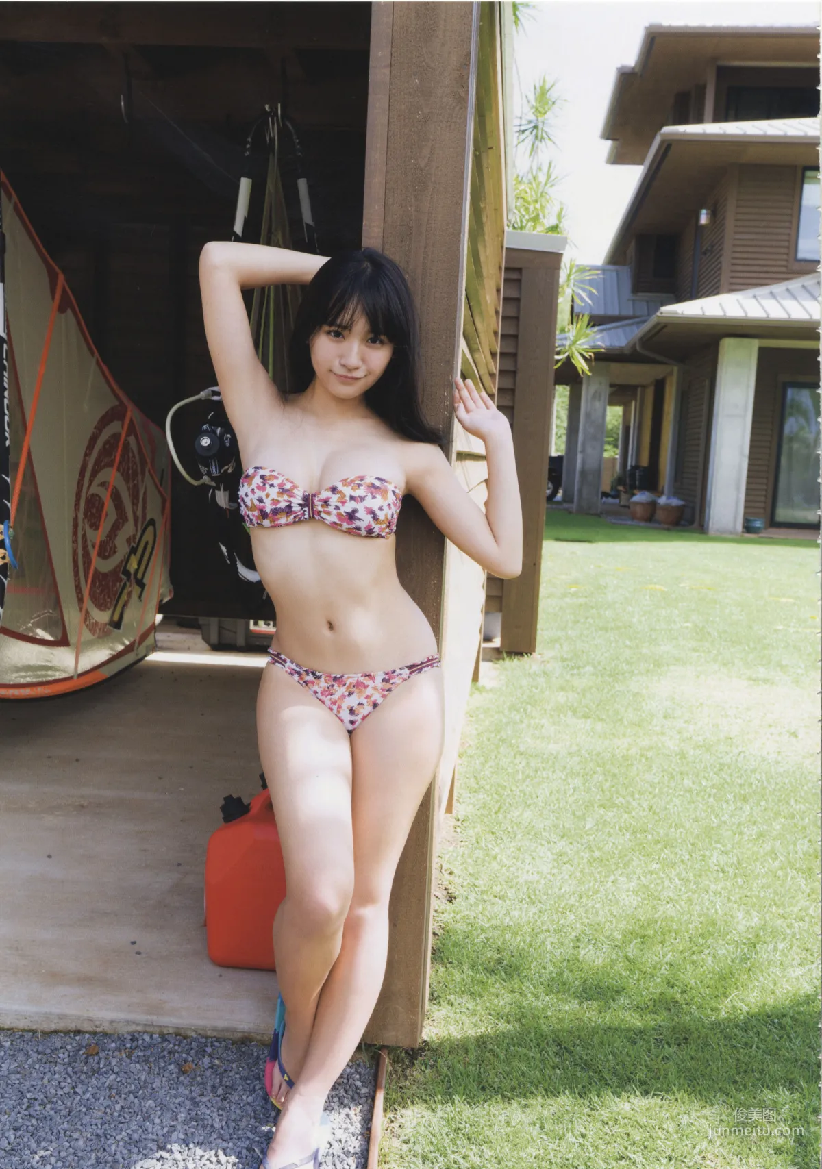 浅川梨奈《なないろ [HQ]》  ファースト写真集51