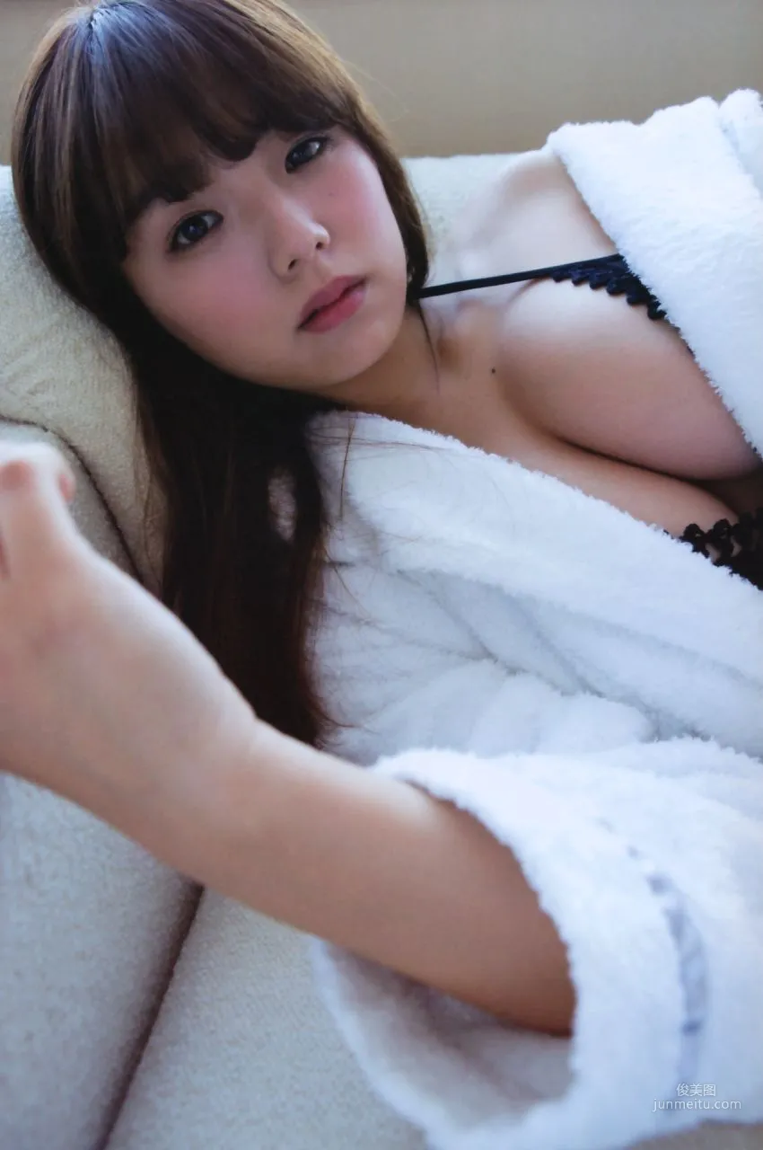 篠崎愛 『Love Scenes』 写真集50