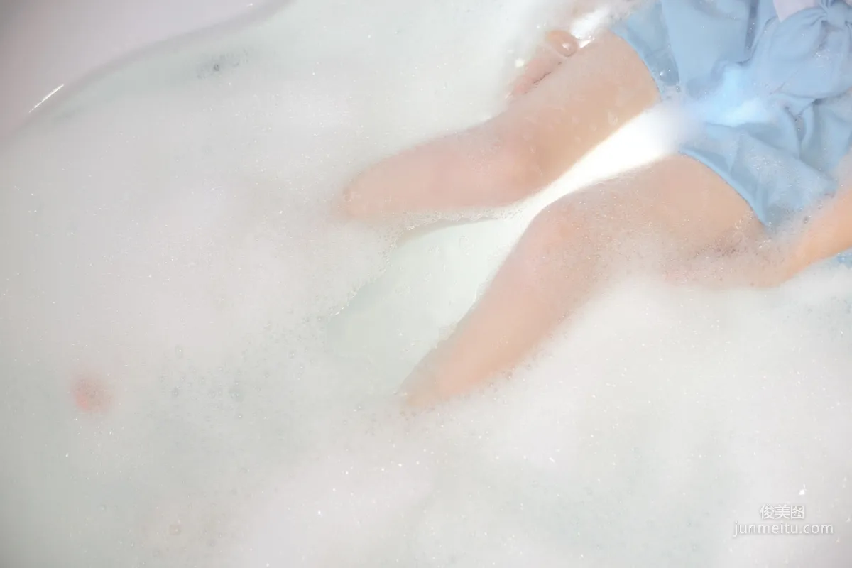 《JK浴缸戏水》 [森萝财团] X-032 写真集126