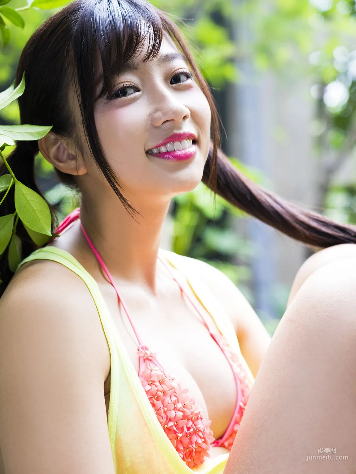 大貫彩香『適乳女王』 [Sabra.net] Strictly Girl 写真集12