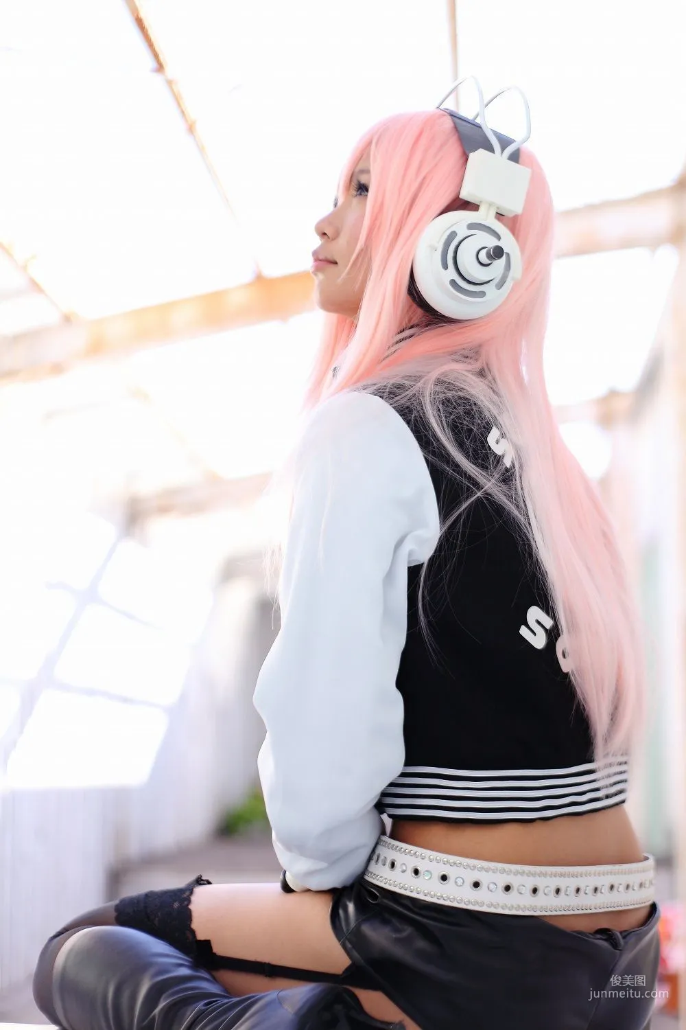 五木昶 (五木あきら) 《Sonicomi》Super Sonico 写真集83