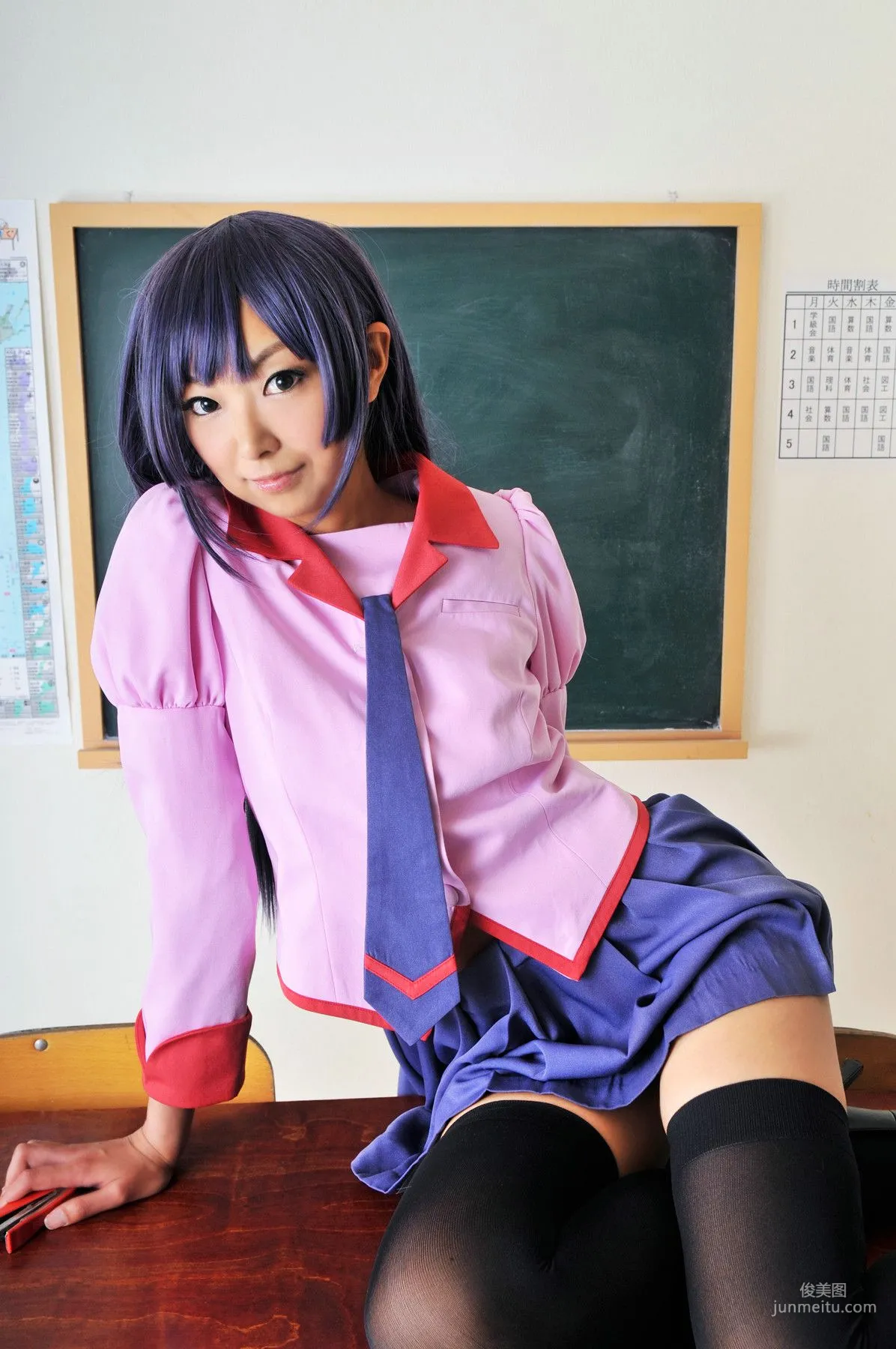 Necoco(ねここ) 《バケモノガタリ》Senjougahara Hitagi & Kanbaru Suruga 写真集7