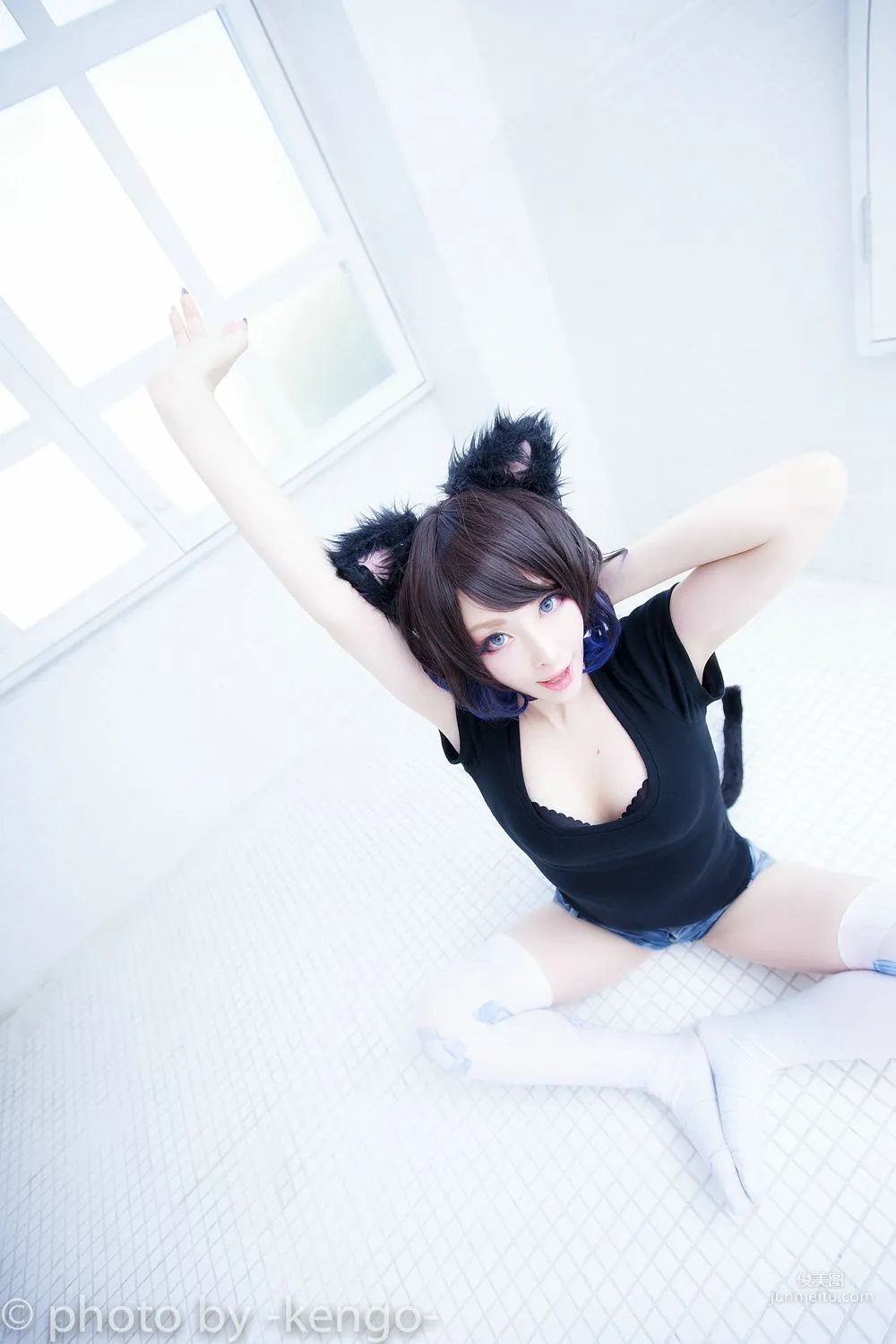 Usagi Necomimi [猫ソロ] [Rabbit hutch] 写真集8