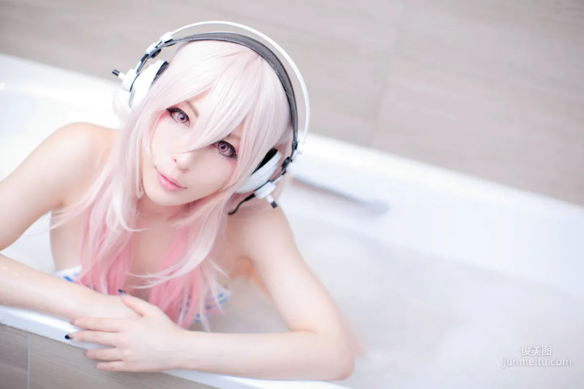 Usagi 《Sonicomi 》Super Sonico [Rabbit hutch] 写真集20