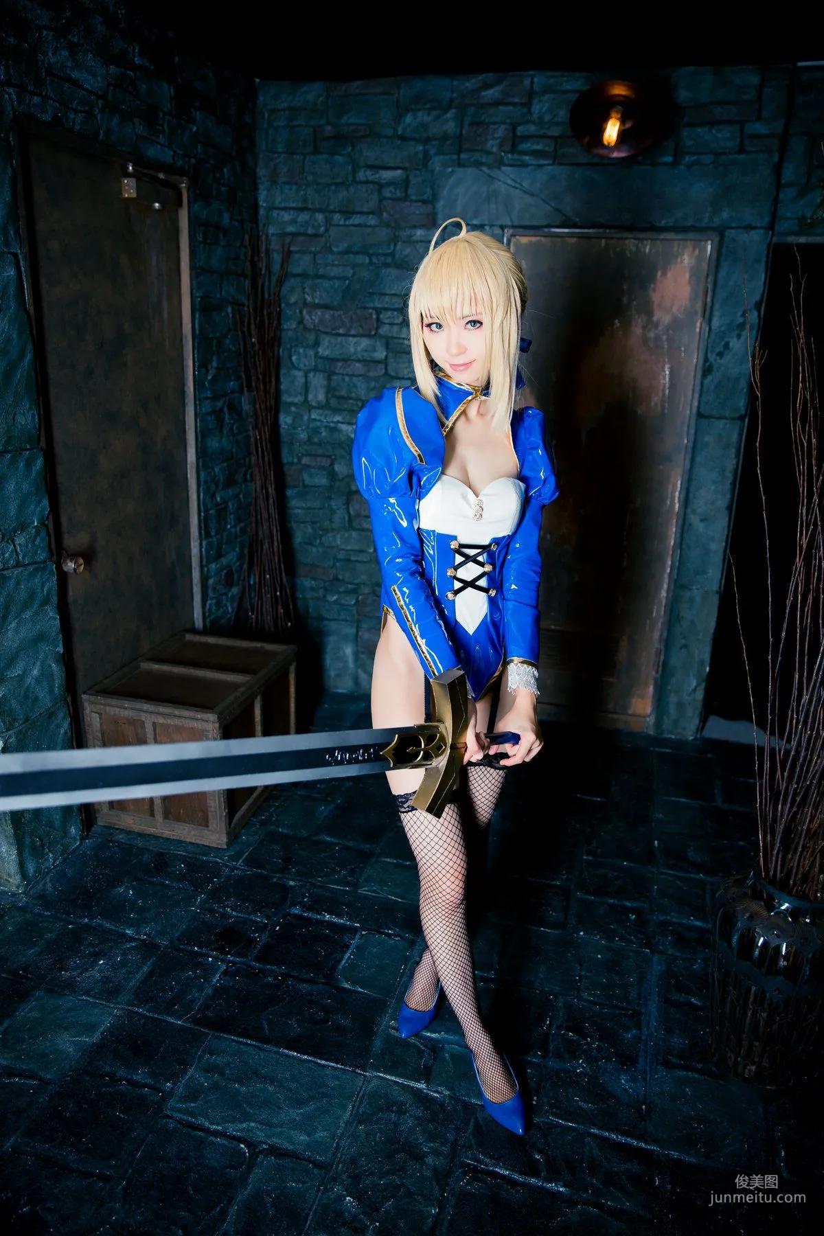 Mike(ミケ) 《Fate stay night》Saber [Mikehouse] 写真集40