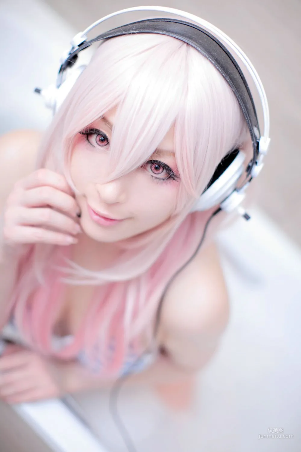 Usagi 《Sonicomi 》Super Sonico [Rabbit hutch] 写真集40