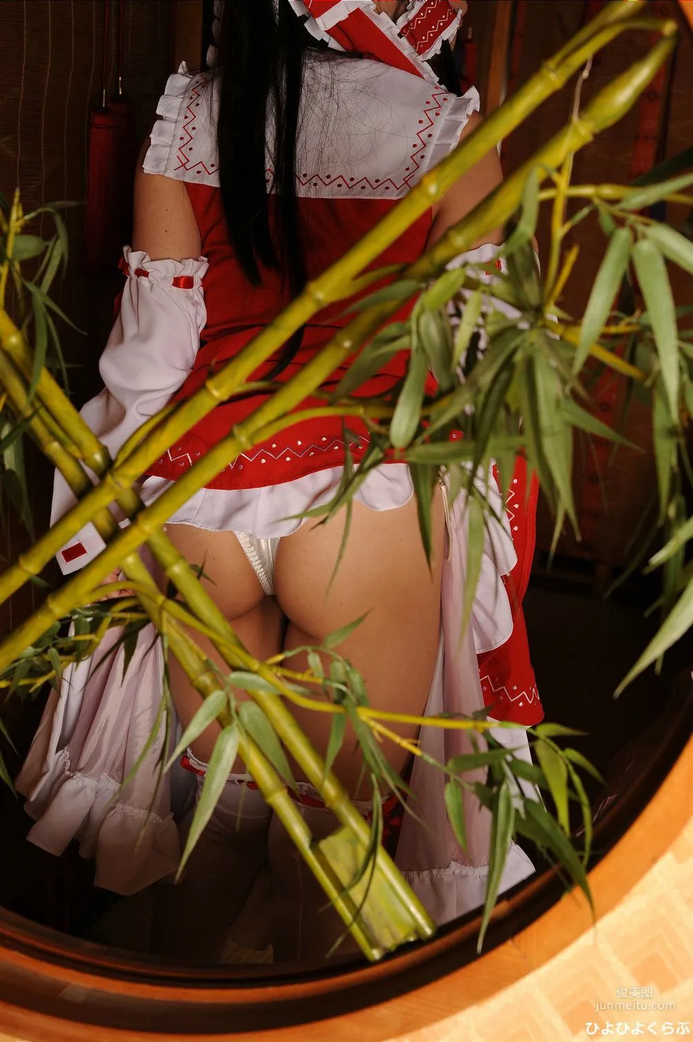 丹雫ひよ《東方Project》Hakurei Reimu  [HiyoHiyo Club] 写真集14