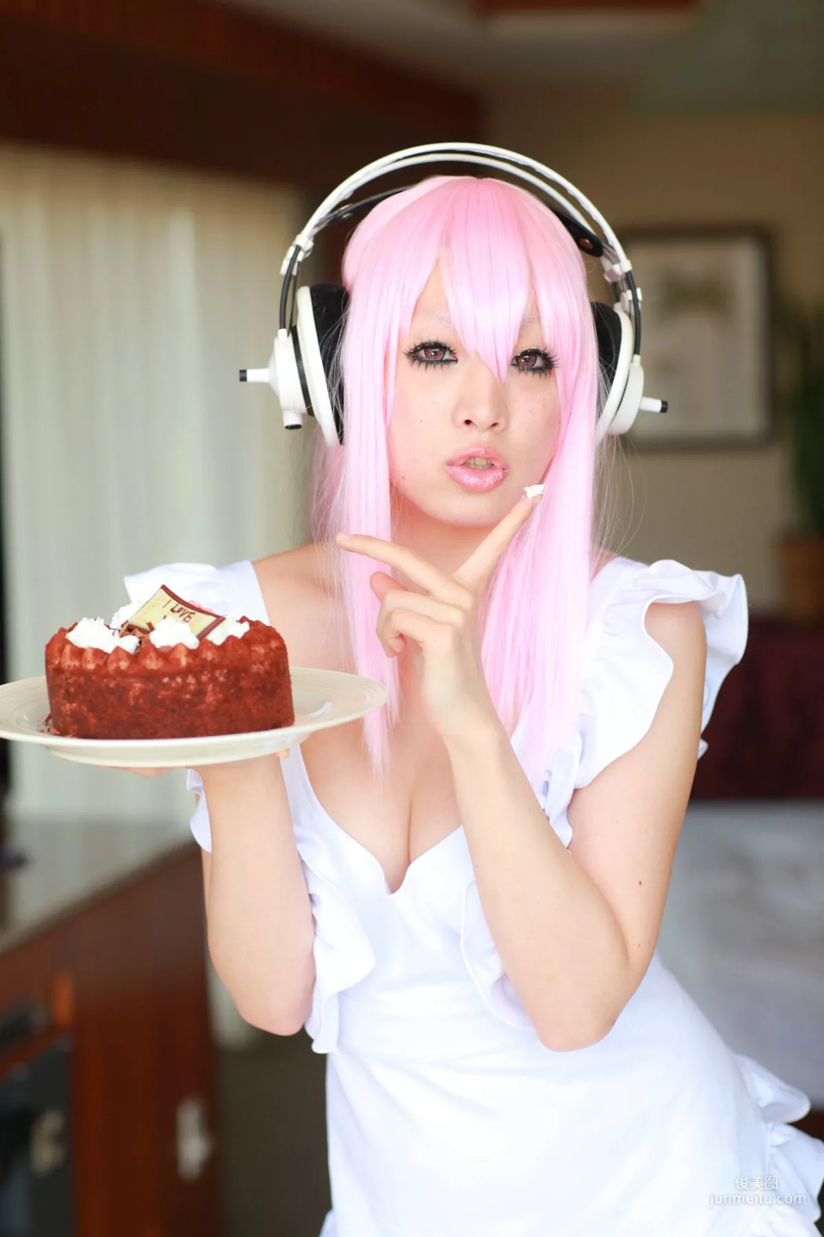 あらい夜魅(Arai Yami)《Sonicomi》Super Sonico 写真集12