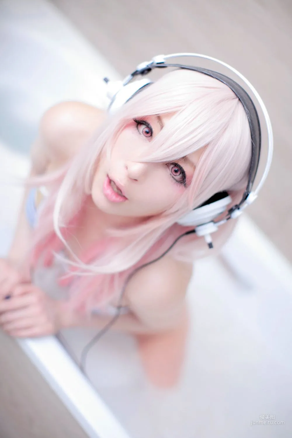 Usagi 《Sonicomi 》Super Sonico [Rabbit hutch] 写真集37