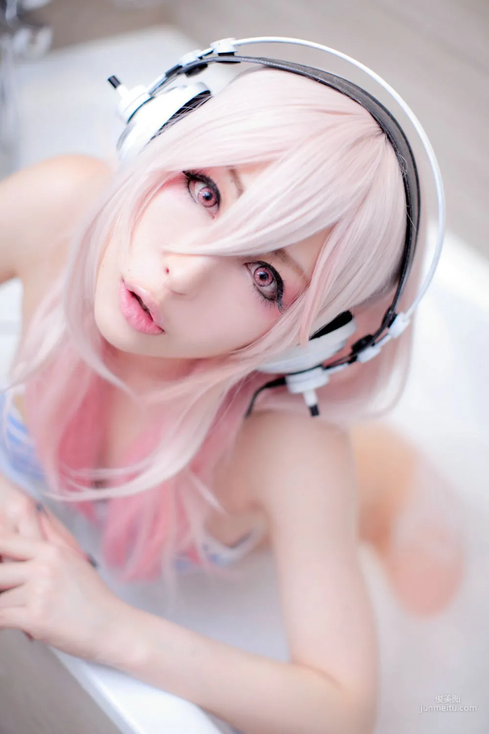 Usagi 《Sonicomi 》Super Sonico [Rabbit hutch] 写真集24