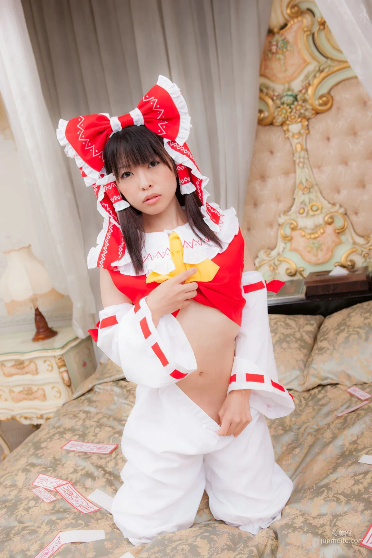 南雲つばさ 《Touhou Project》Hakurei Reimu [@factory] 写真集27