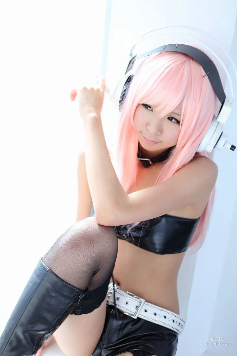 五木昶 (五木あきら) 《Sonicomi》Super Sonico 写真集64