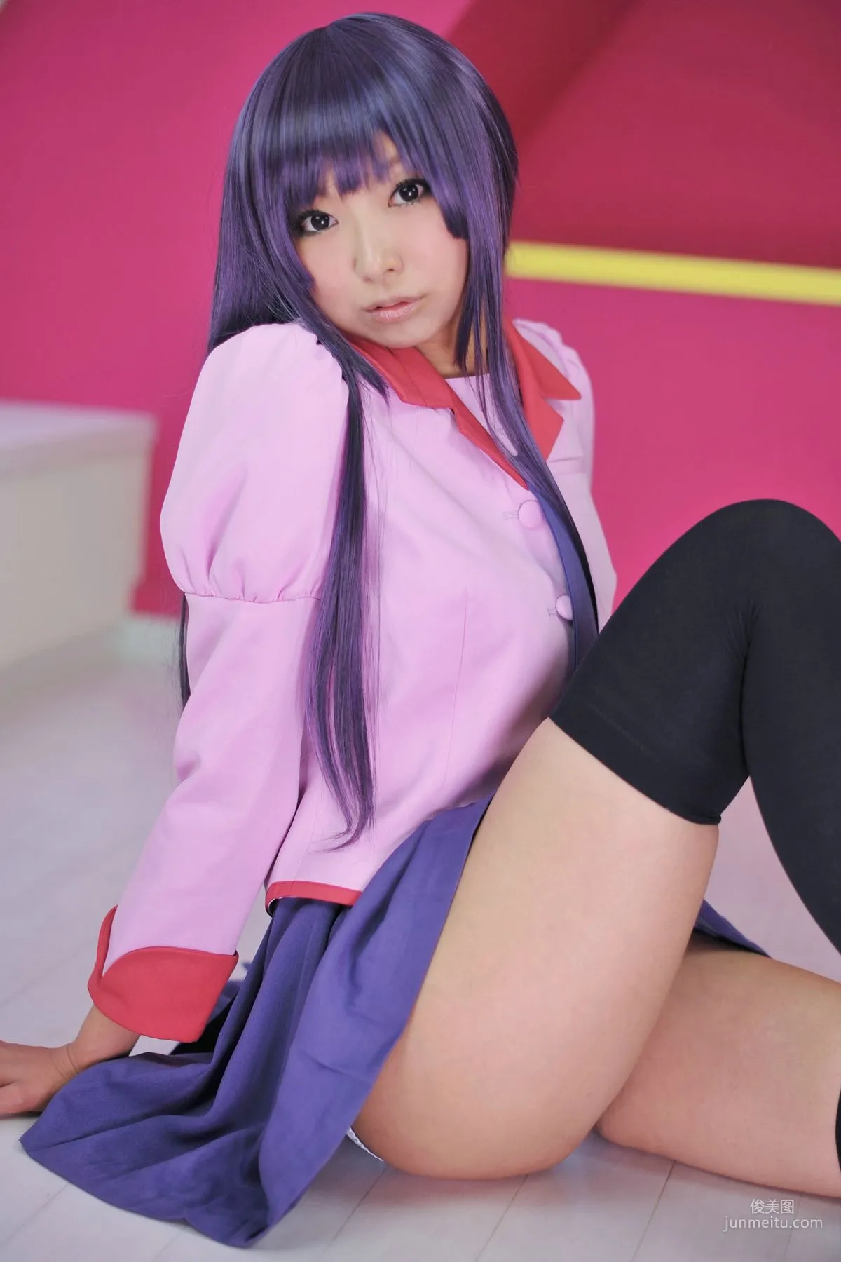 Necoco(ねここ) 《バケモノガタリ》Senjougahara Hitagi & Kanbaru Suruga 写真集1